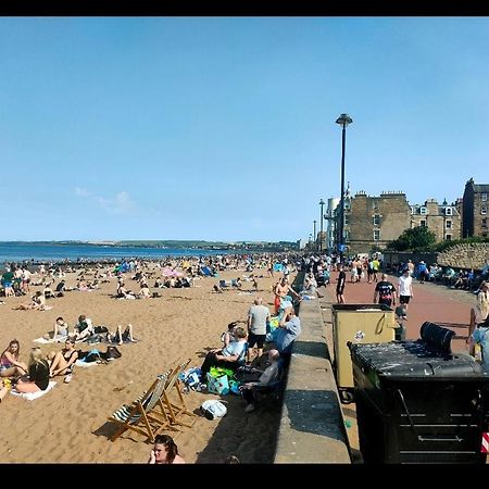 Edinburgh Beach Apartment ภายนอก รูปภาพ